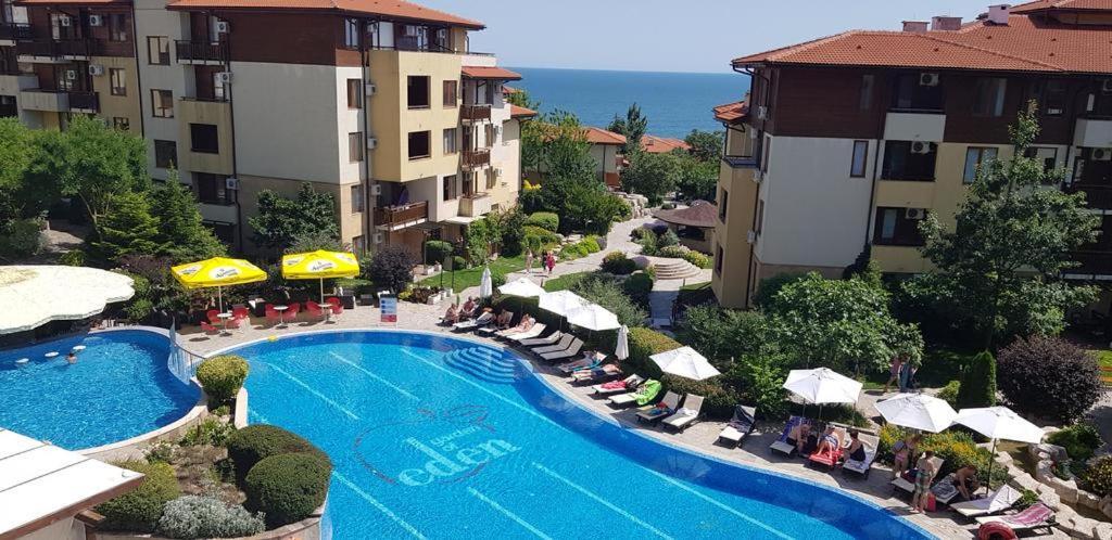 Apartello Modern Apartment - Garden Of Eden Sveti Vlas Exteriör bild